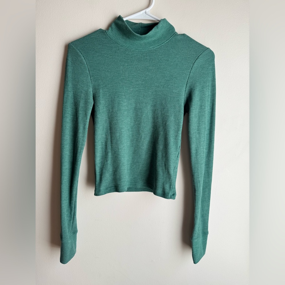 American Eagle Outfitters Green Long Sleeve Ribbed Sweater Size Small